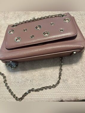 Celine Dion Falsetto Mauve Eyelet-Detail Crossbody Leather Bag with Chain Strap